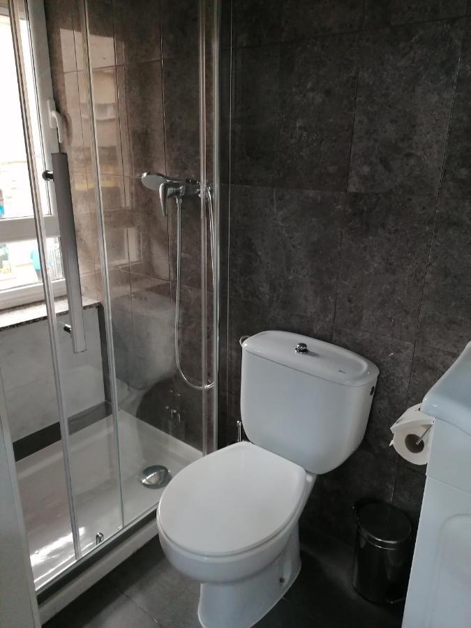 Cuatro Caminos Hotel Sarria Ngoại thất bức ảnh