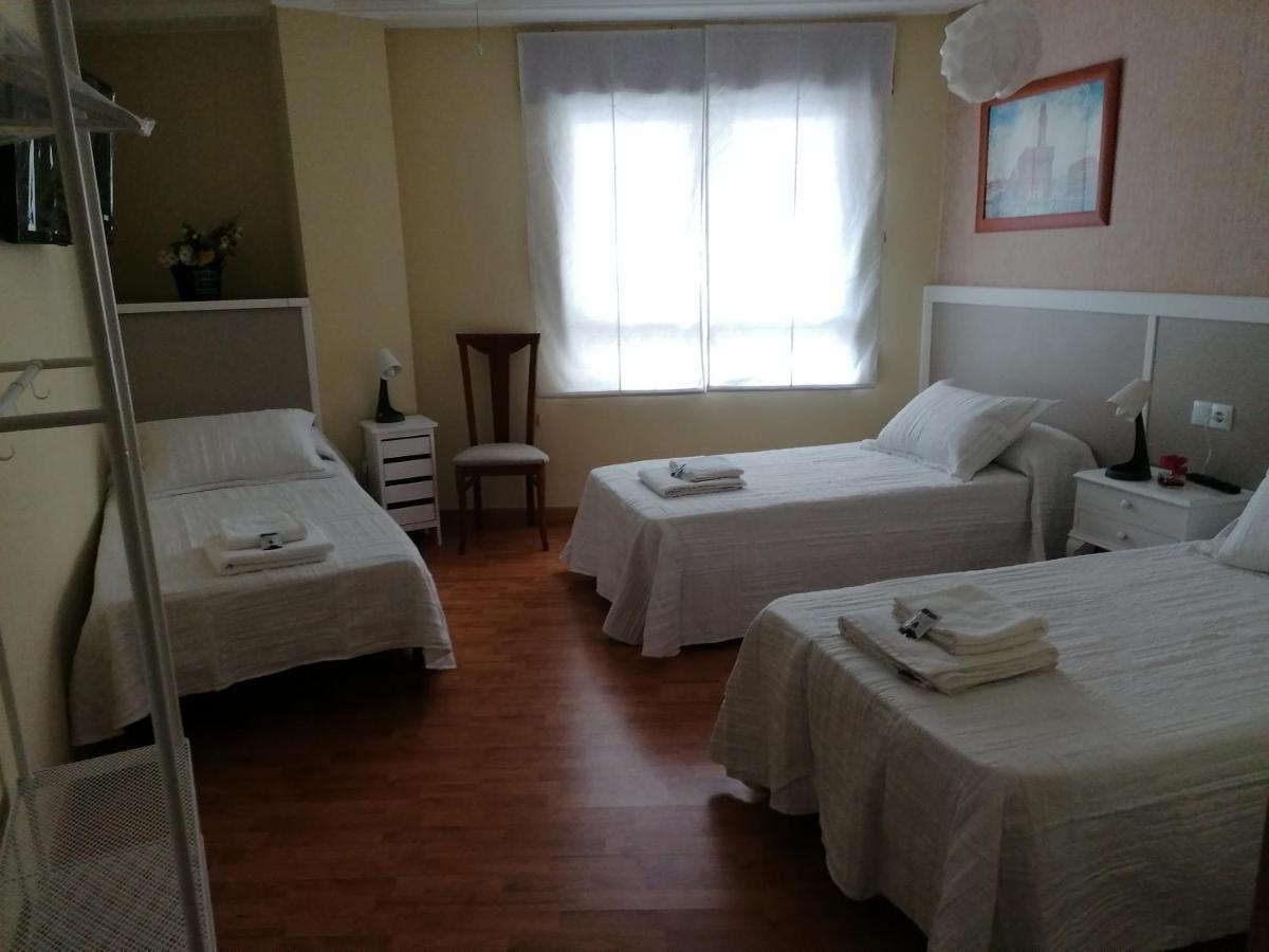 Cuatro Caminos Hotel Sarria Ngoại thất bức ảnh
